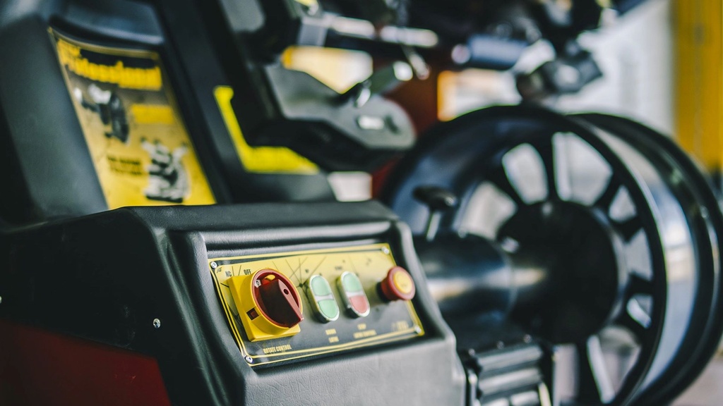 ATEK Pangea 36 Turkish Automatic Rim Straightener Machine 28Inch