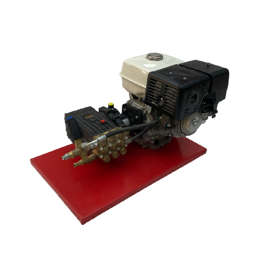 مجموعة غسيل ثابتة بمحرك بنزين 5.5 حصان هوندا بالسير INTERPUMP/ G.JET HONDA 15/150